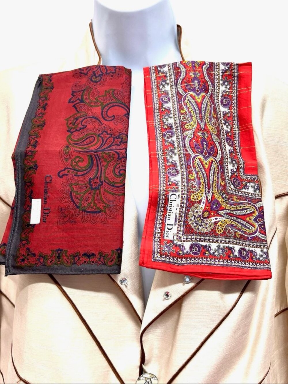 2)  New - Christian Dior  cotton made 19  Mini scarf/Neck-kerchief red floral(44 - Picture 14 of 14